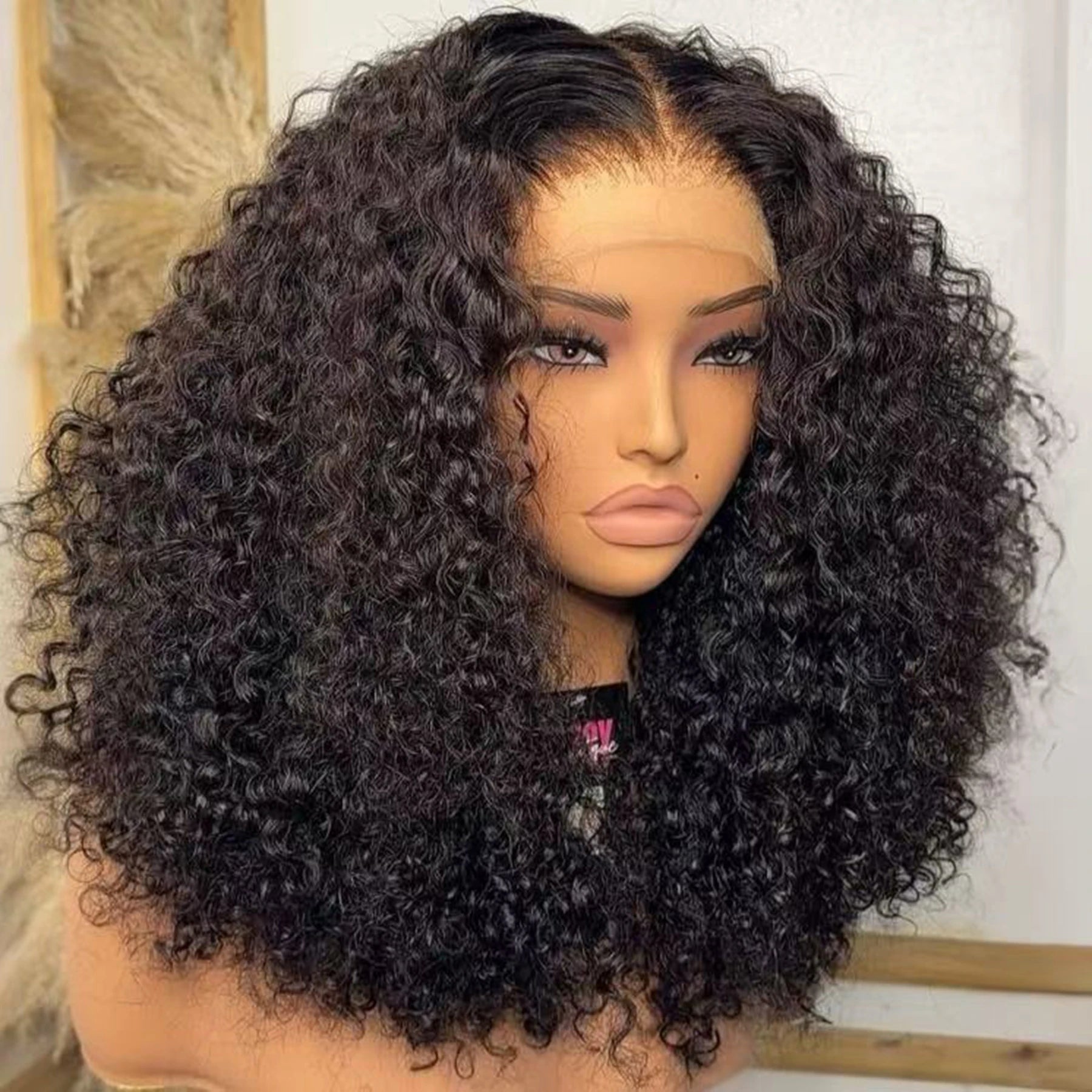 Peruca Bob Kinky Curly Sintética — 13x4 HD Lace Front | 16 Polegadas
